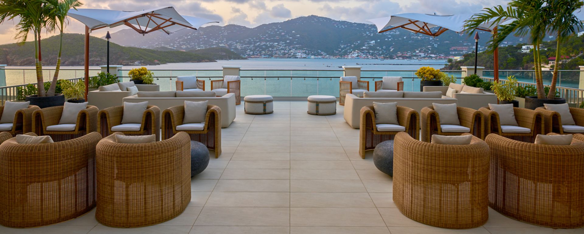 Westin Harbor Lounge